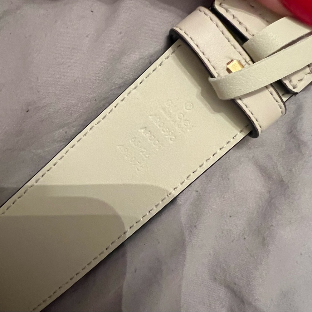 White Gucci Belt - Picture 4 of 5